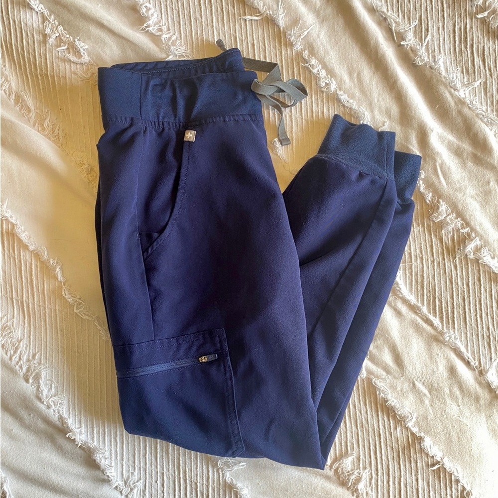 Figs - XS Zamora Jogger